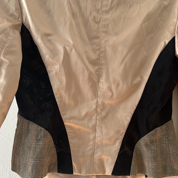 VDP Italian made Blazer. Size XS/S.Unique,Multi colors, multi texture materials. - Picture 7 of 11